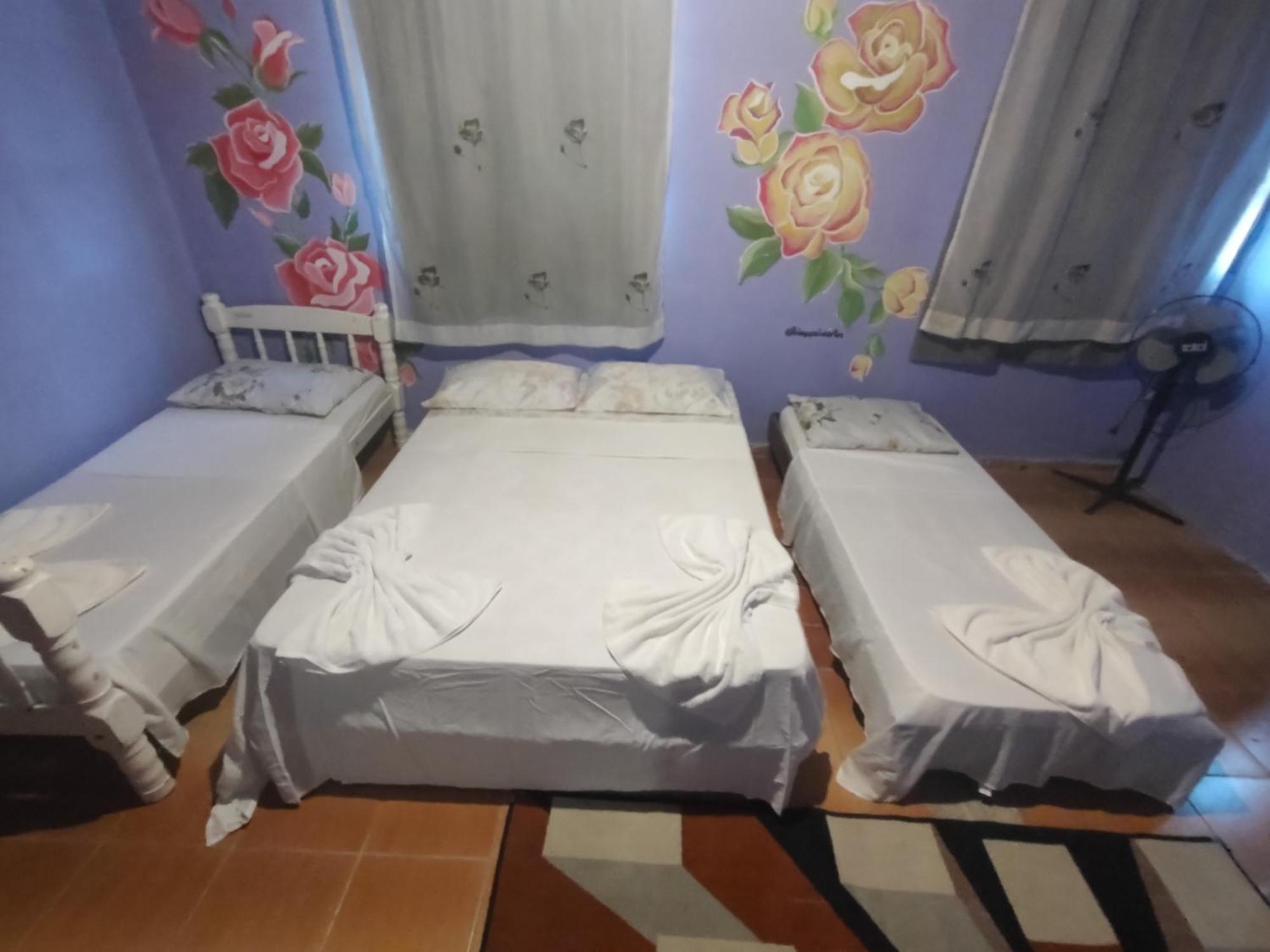 Quarto Rosas 2 A 5 Pessoas Centro Praia Do Pontal 파라티 외부 사진