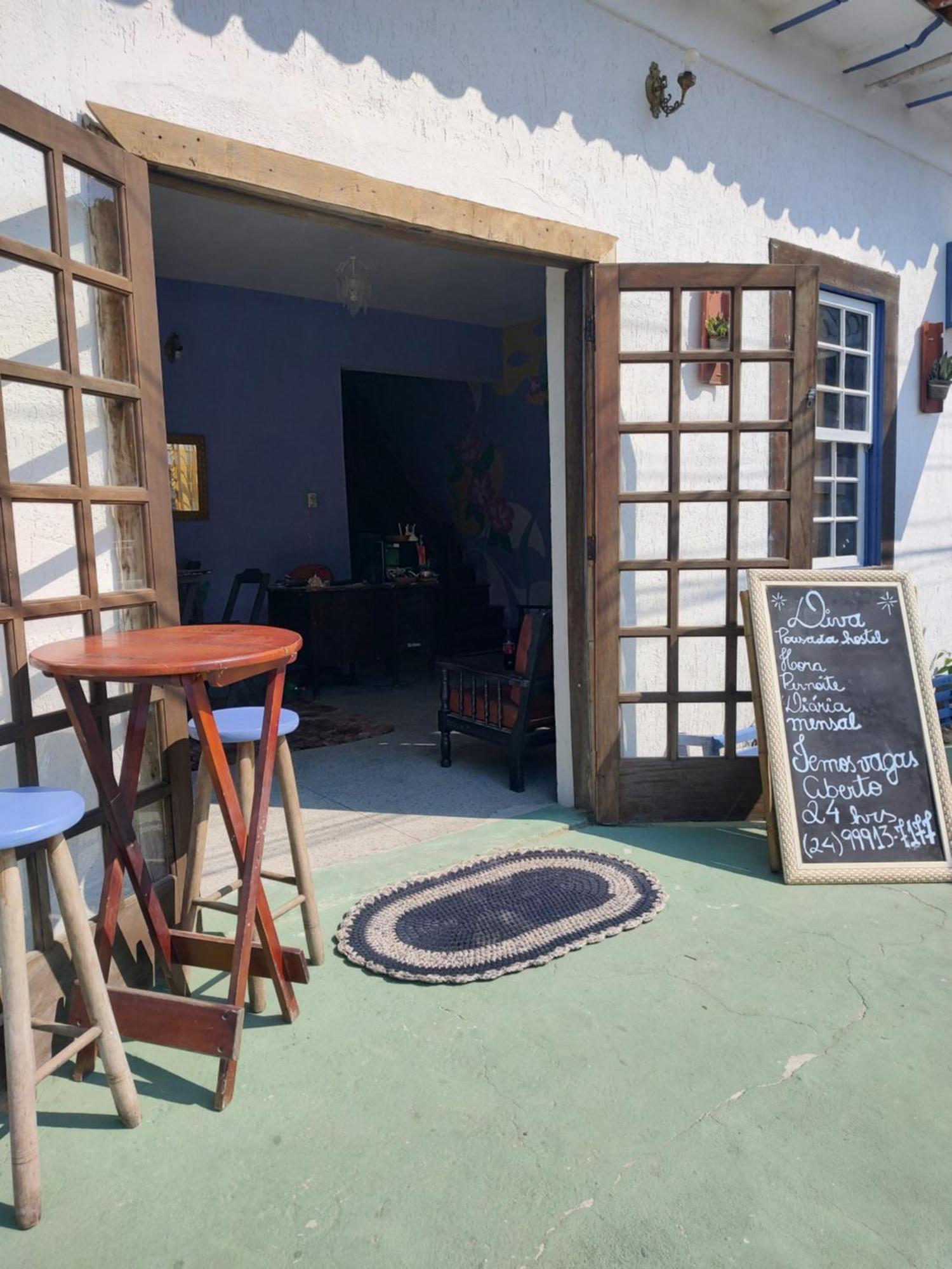 Quarto Rosas 2 A 5 Pessoas Centro Praia Do Pontal 파라티 외부 사진